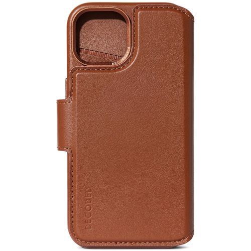 DECODED Leather Detachable Wallet Case w/MagSafe for iPhone 15 - Tan